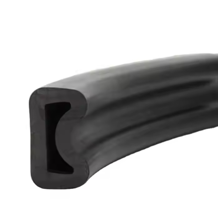 Rubber sealing strip