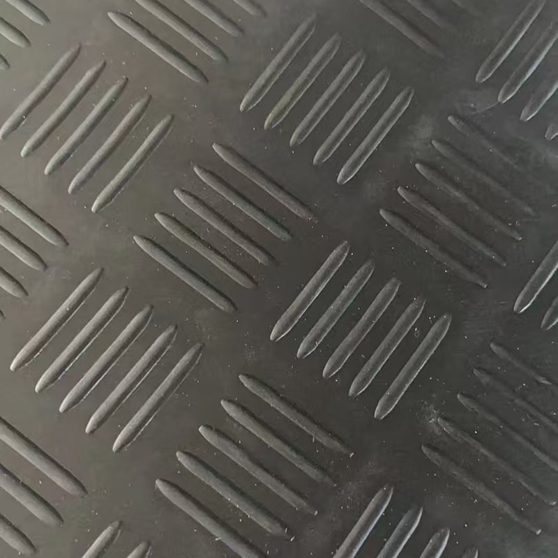 Rubber skid plate 