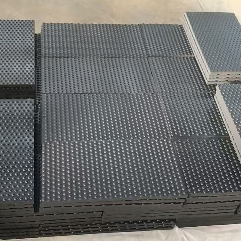 Rubber cowshed mat 
